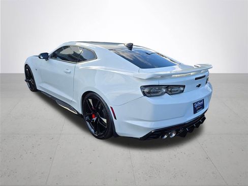 Used 2023 Chevrolet Camaro SS image 8