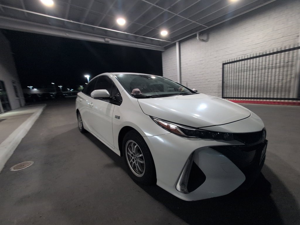 Used 2017 Toyota Prius Prime Premium w/ Carpet Mat Package FWD image 30