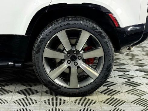 New 2026 Land Rover Defender 110 X image 14