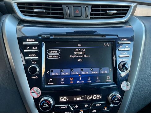 Certified 2023 Nissan Murano SV image 11