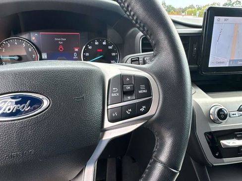 Used 2022 Ford Explorer XLT w/ Equipment Group 202A image 28
