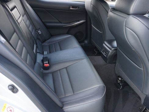 Used 2018 Lexus IS 300 F Sport image 32