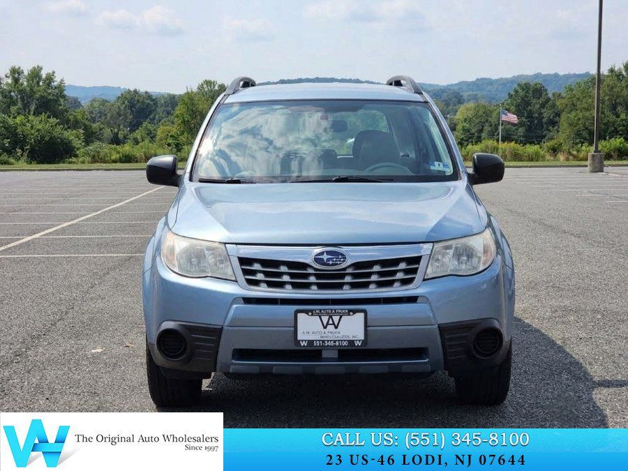 Used 2011 Subaru Forester 2.5X AWD/4WD image 2