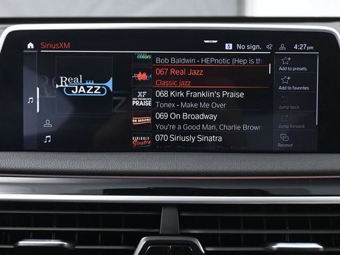Used 2022 BMW 740i w/ M Sport Package RWD image 36