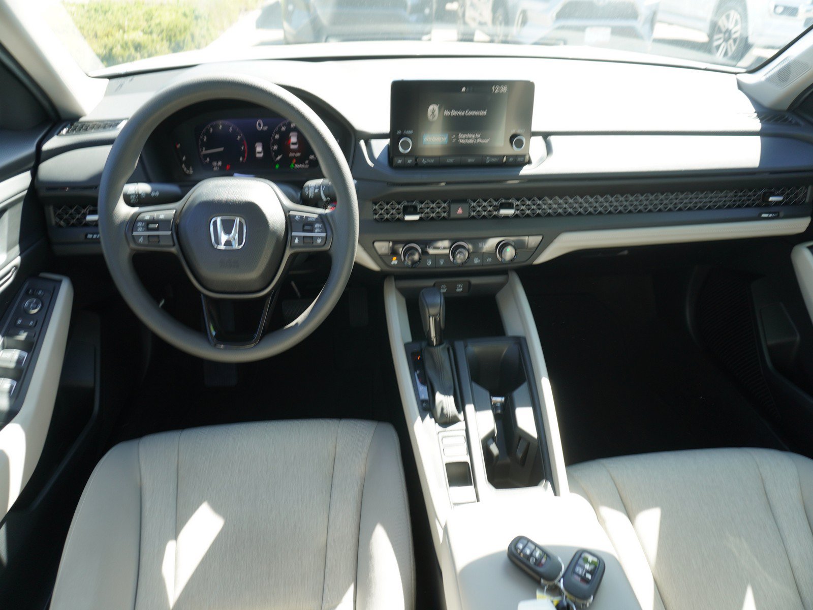 Used 2025 Honda Accord SE image 2