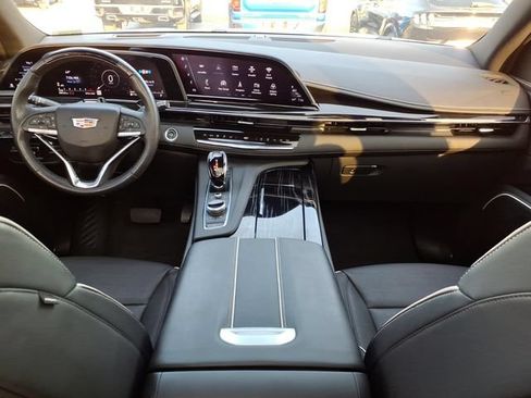 Certified 2023 Cadillac Escalade Sport w/ LPO, ONYX Package AWD/4WD image 18