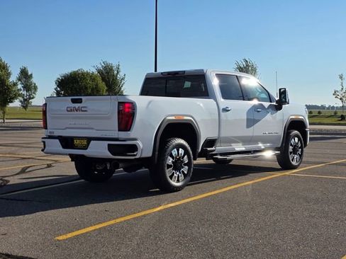 New 2026 GMC Sierra 3500 Denali w/ Denali Reserve Package image 3