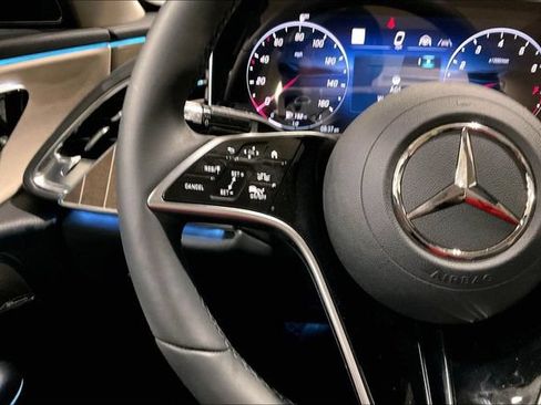 Used 2026 Mercedes-Benz E 350 4MATIC Sedan image 19