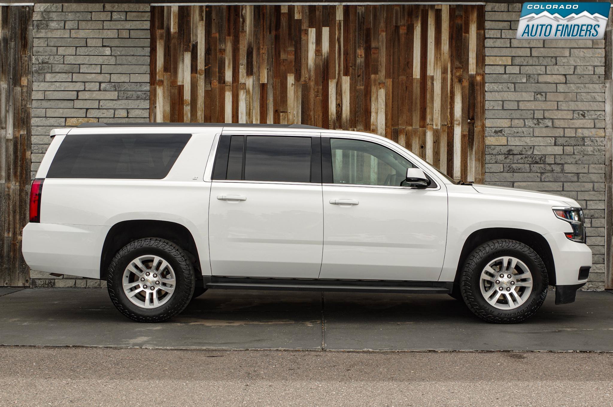 Used 2017 Chevrolet Suburban LT AWD/4WD image 8