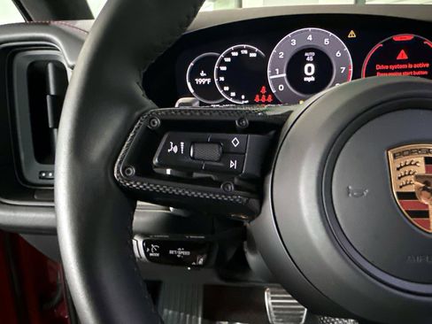 Certified 2025 Porsche Cayenne GTS AWD/4WD image 35