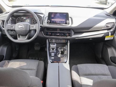 New 2026 Nissan Rogue SV FWD image 6