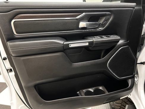 Used 2025 RAM 1500 Laramie AWD/4WD image 10