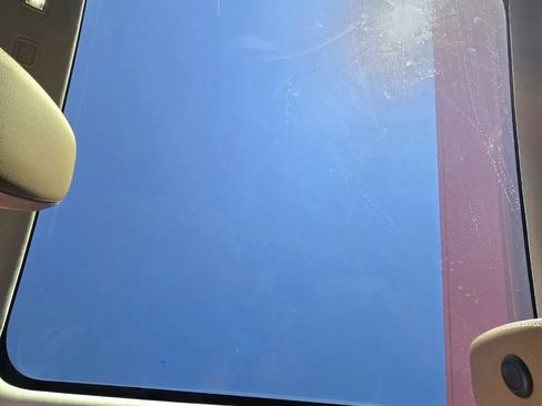 Used 2021 Jaguar E-PACE SE image 29