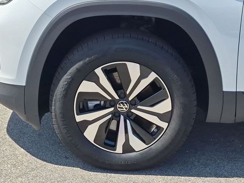 Used 2026 Volkswagen Atlas SE AWD/4WD image 10