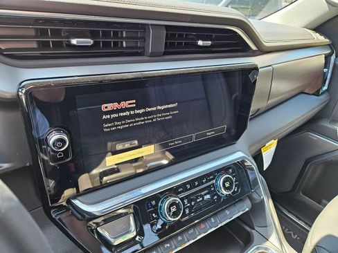 New 2026 GMC Sierra 1500 Denali w/ Denali Reserve Package AWD/4WD image 26
