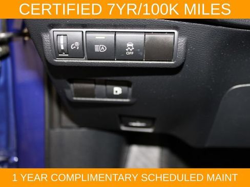 Used 2024 Toyota Corolla Cross AWD Hybrid w/ Moonroof Package image 19