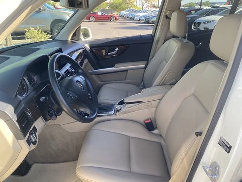 Used 2010 Mercedes-Benz GLK 350 4MATIC image 17