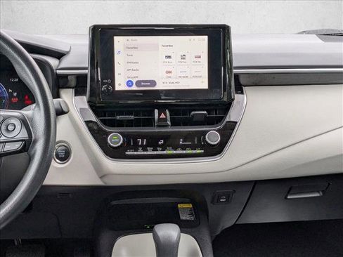 Used 2026 Toyota Corolla LE image 16