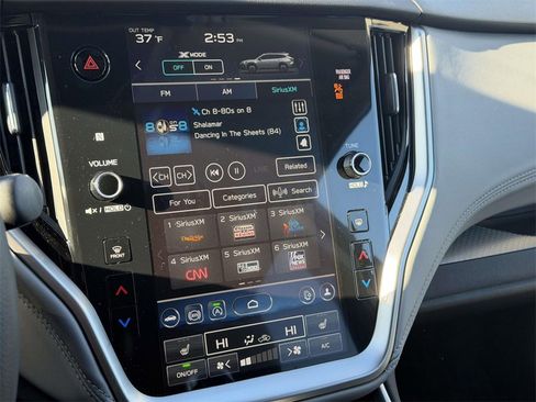 Used 2025 Subaru Outback Premium image 22