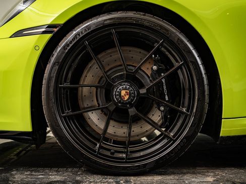 Certified 2025 Porsche 911 Carrera GTS image 11