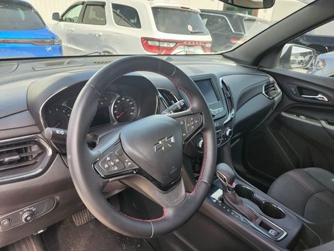 Used 2023 Chevrolet Equinox RS image 16