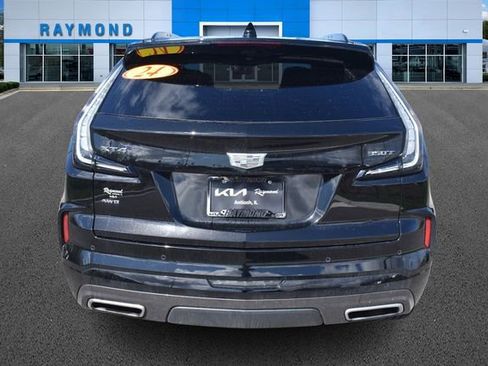 Used 2024 Cadillac XT4 Sport w/ Technology Package image 4
