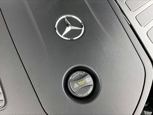 New 2026 Mercedes-Benz C 300 Sedan image 17