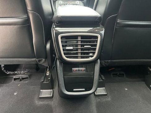 Used 2023 Lincoln Nautilus Reserve image 15