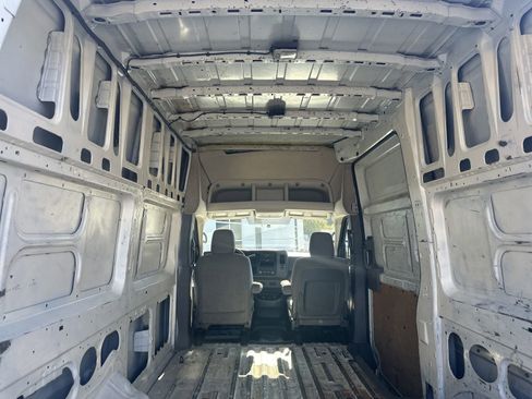 Used 2016 Nissan NV 2500 S w/ Power Package image 18
