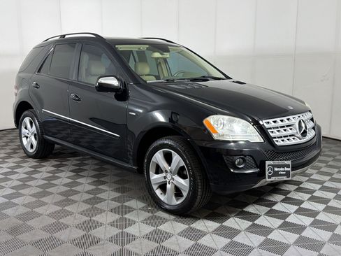 Used 2009 Mercedes-Benz ML 320 BlueTEC 4MATIC image 7