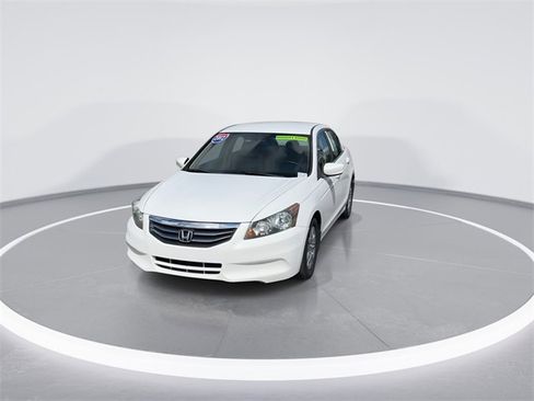 Used 2012 Honda Accord SE image 2