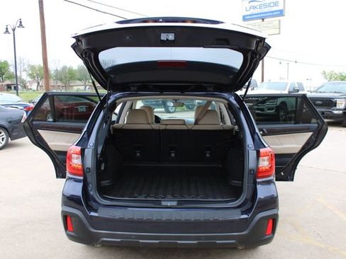 Used 2018 Subaru Outback 3.6R Limited image 9
