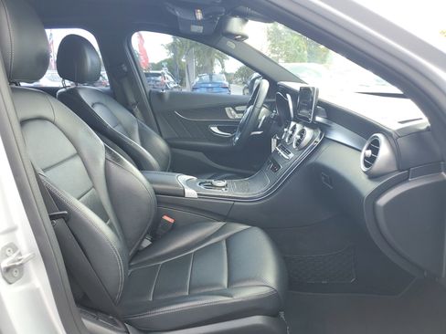 Used 2017 Mercedes-Benz C 300 Sedan image 38
