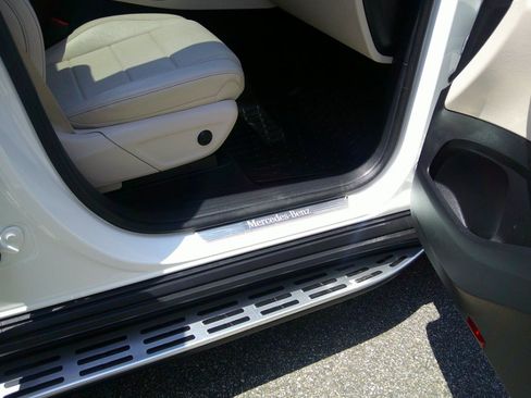 Used 2024 Mercedes-Benz GLS 450 4MATIC image 34