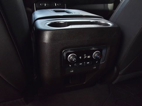 Used 2021 Chevrolet Tahoe RST w/ Luxury Package image 19