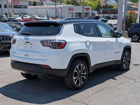 Used 2022 Jeep Compass Limited AWD/4WD image 6