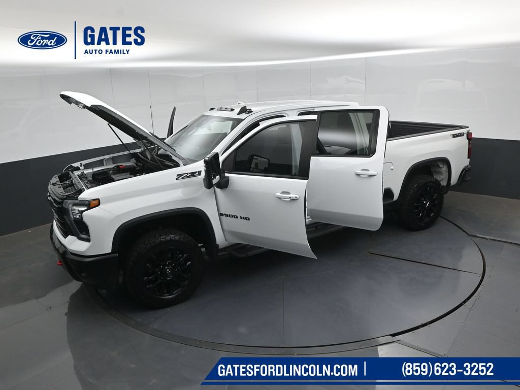 Used 2025 Chevrolet Silverado 2500 LT w/ Trail Boss Package AWD/4WD image 54