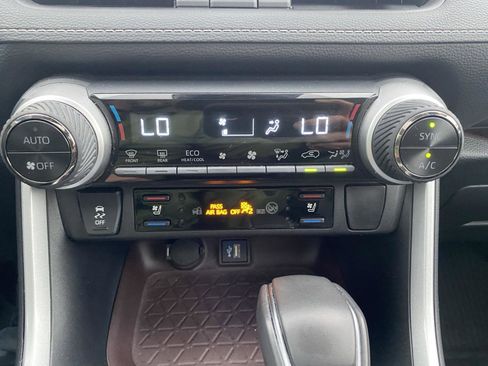 Used 2025 Toyota RAV4 Limited w/ Weather Package image 27