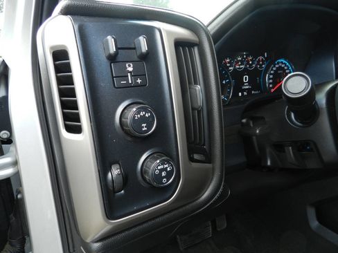 Used 2018 GMC Sierra 2500 Denali w/ Duramax Plus Package image 16