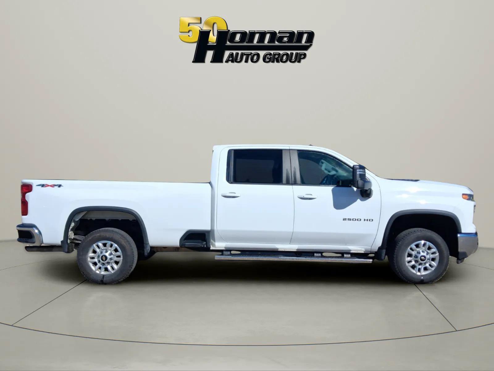 Used 2024 Chevrolet Silverado 2500 LT AWD/4WD image 6