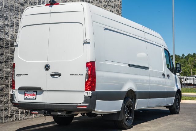 Used 2024 Mercedes-Benz Sprinter 3500 image 6