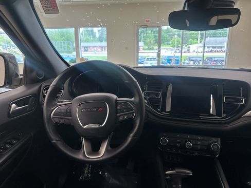 Used 2024 Dodge Durango SXT w/ SXT Blacktop Group image 23