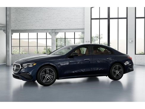 New 2026 Mercedes-Benz E 450 4MATIC Sedan image 37