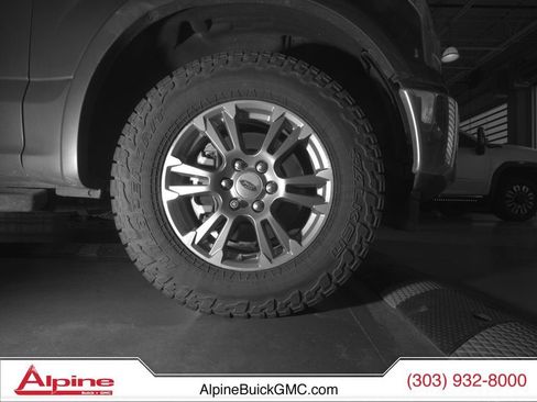 Used 2018 Ford F150 Lariat w/ Equipment Group 501A Mid AWD/4WD image 10