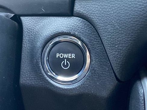 Used 2024 Toyota RAV4 XLE AWD/4WD image 12