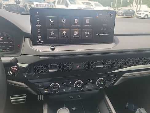 Used 2025 Honda Accord Sport image 13