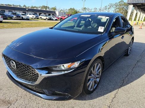 Used 2024 MAZDA MAZDA3 s FWD image 1
