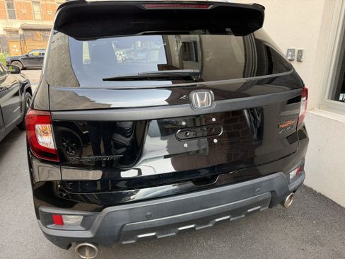 Used 2023 Honda Passport TrailSport image 6