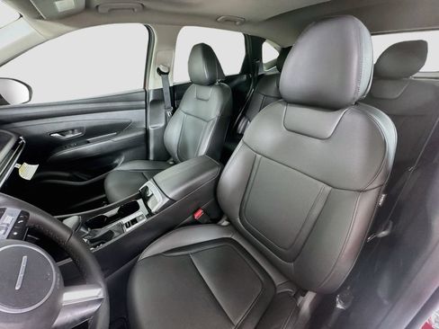 Certified 2025 Hyundai Tucson SEL FWD image 22