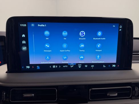 New 2026 Lincoln Aviator AWD image 9